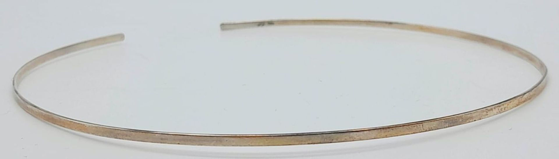 A stylish 925 silver choker. Total weight 5.9G. - Image 2 of 4