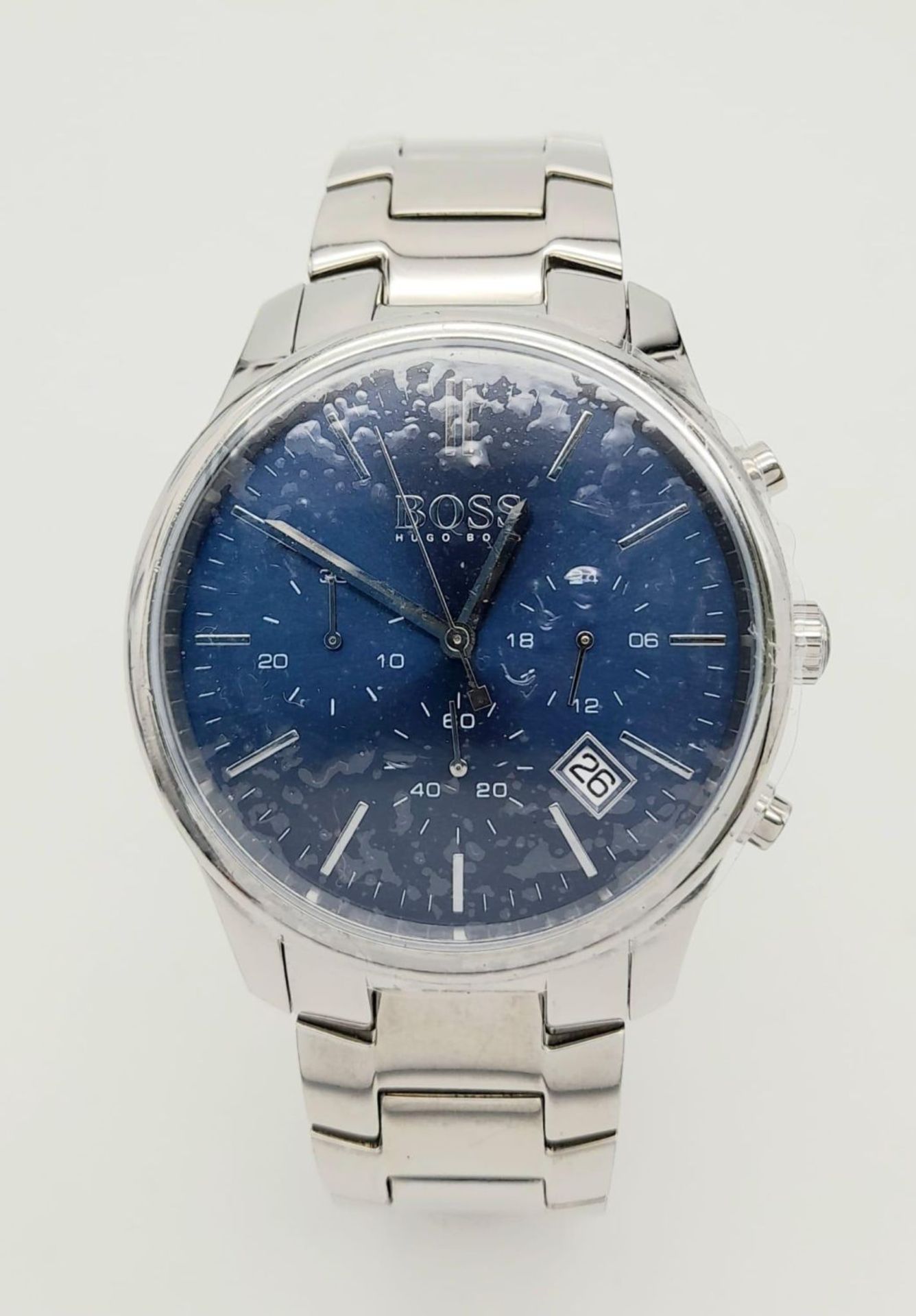 A HUGO BOSS CHRONOGRAPH WITH 3 SUBDIALS , QUARTZ MOVEMENT , STUNNING BLUE DIAL . 42mm - Image 9 of 14