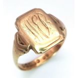 A Vintage 9K Yellow Gold Signet Ring. Full UK hallmarks. Size S. 3.93g weight.