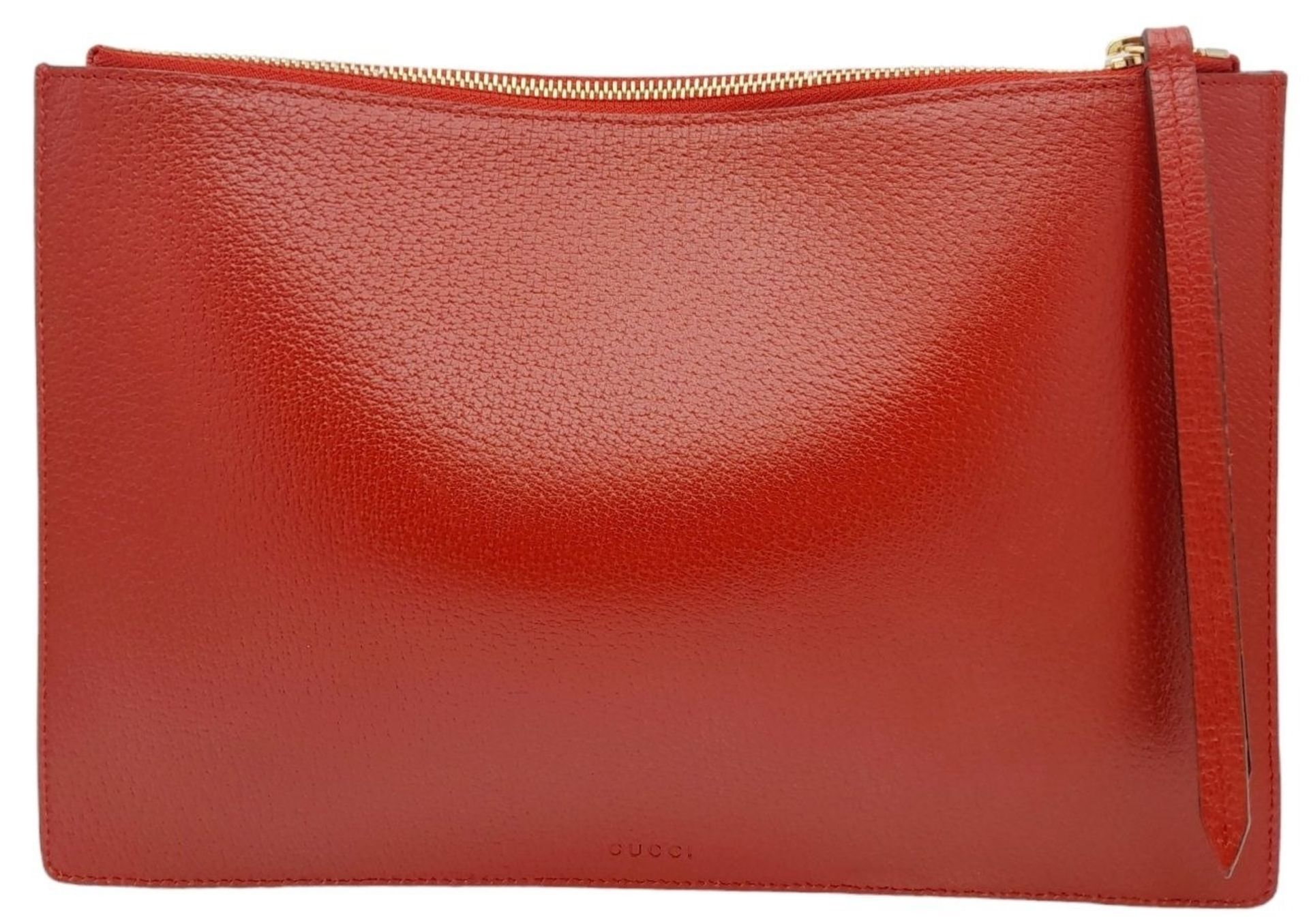 A Gucci Monogram 'Tian' Clutch Bag. Leather exterior with a depiction of a bird in nature, red - Bild 5 aus 7