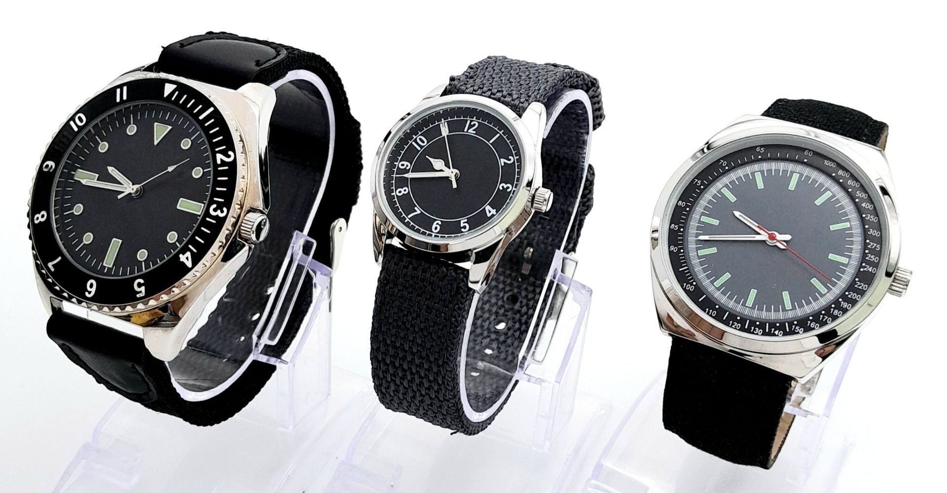 Three Boxed with Papers, Military Designed Watches. Comprising: 1) French Army Watch (40mm Case), 2) - Bild 3 aus 6
