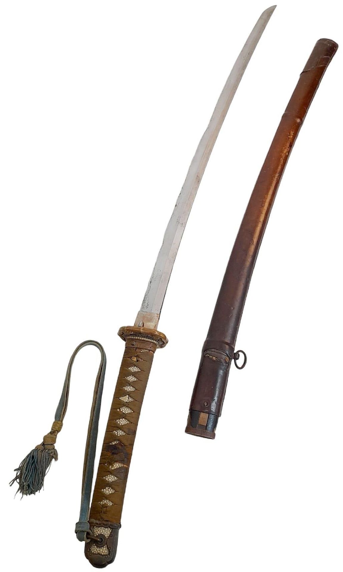 An Antique (Circa 1661) Japanese Samurai Sword. Tang markings of Bushu ju Yoshimasa (English - Image 3 of 12