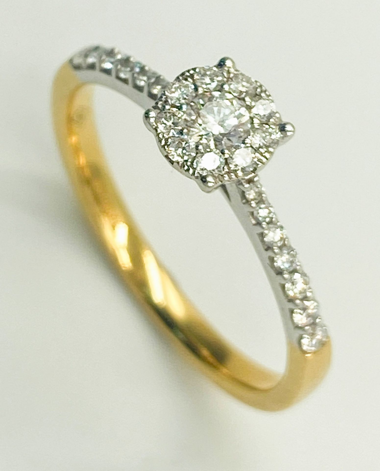 AN 18K YELLOW GOLD DIAMOND RING - 0.30CT. 2.5G. SIZE N. - Image 2 of 6