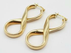 A Pair of 9K Yellow Gold Figure 8 Hoop Earrings. 2.65g. Ref: 631081B.