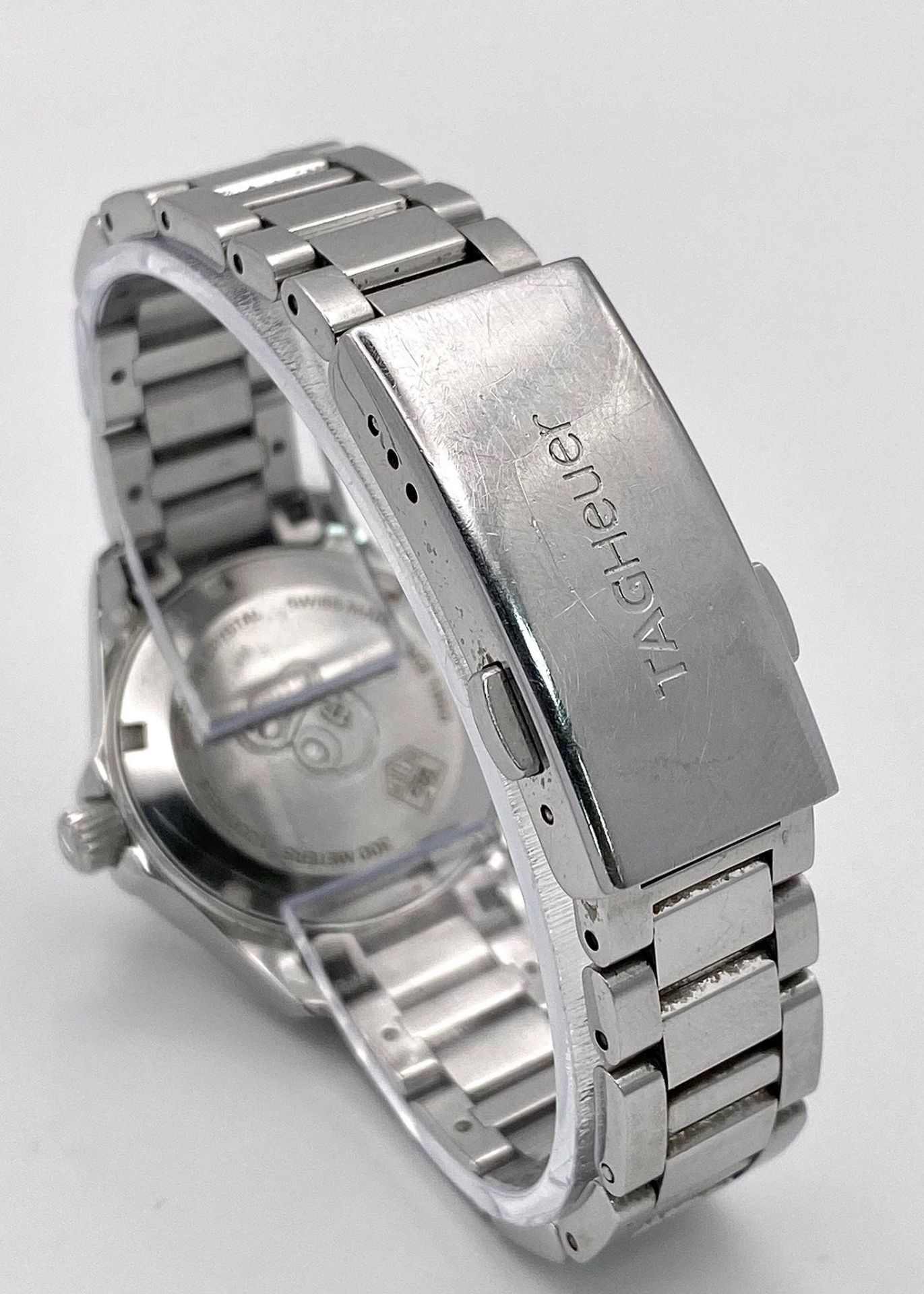 A Tag Heuer Aqua Racer Quartz Ladies Watch. Stainless steel bracelet and case - 28mm. Mother of - Image 5 of 8