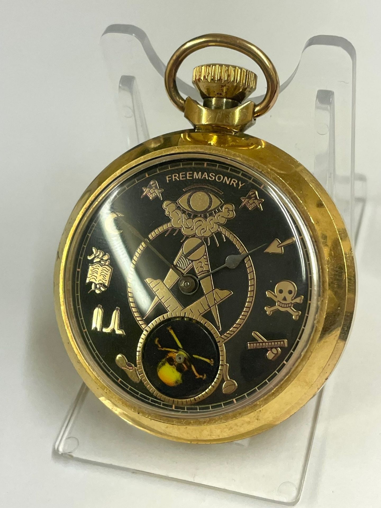 Vintage Masonic automaton pocket watch , rotating skull on disk as watch ticks . Working - Bild 5 aus 6