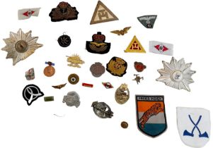 Bag of 30 Miscellaneous Military Badges, Patches etc.