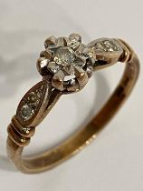 9 carat GOLD RING with DIAMOND top and DIAMOND SHOULDERS. UK Hallmark. Complete with ring box. 1.