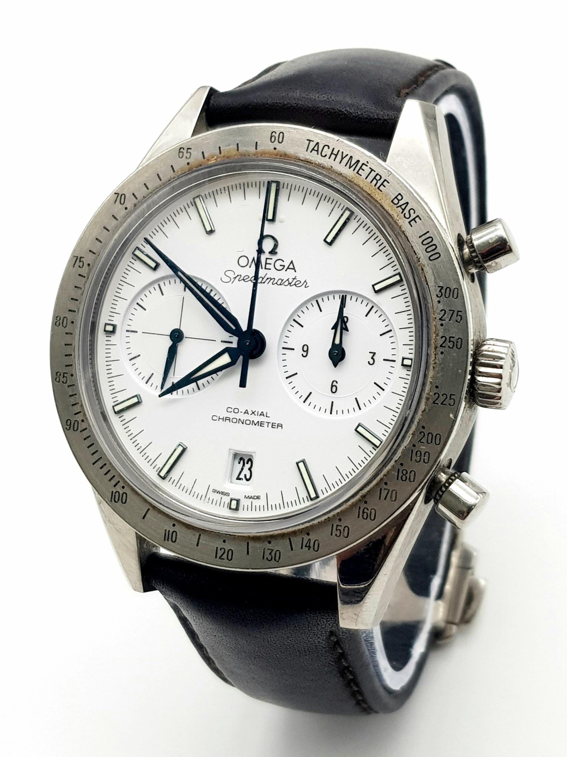 An Omega Speedmaster Automatic Co-Axial Chronograph Gents Watch. Black leather tag strap. - Image 2 of 7