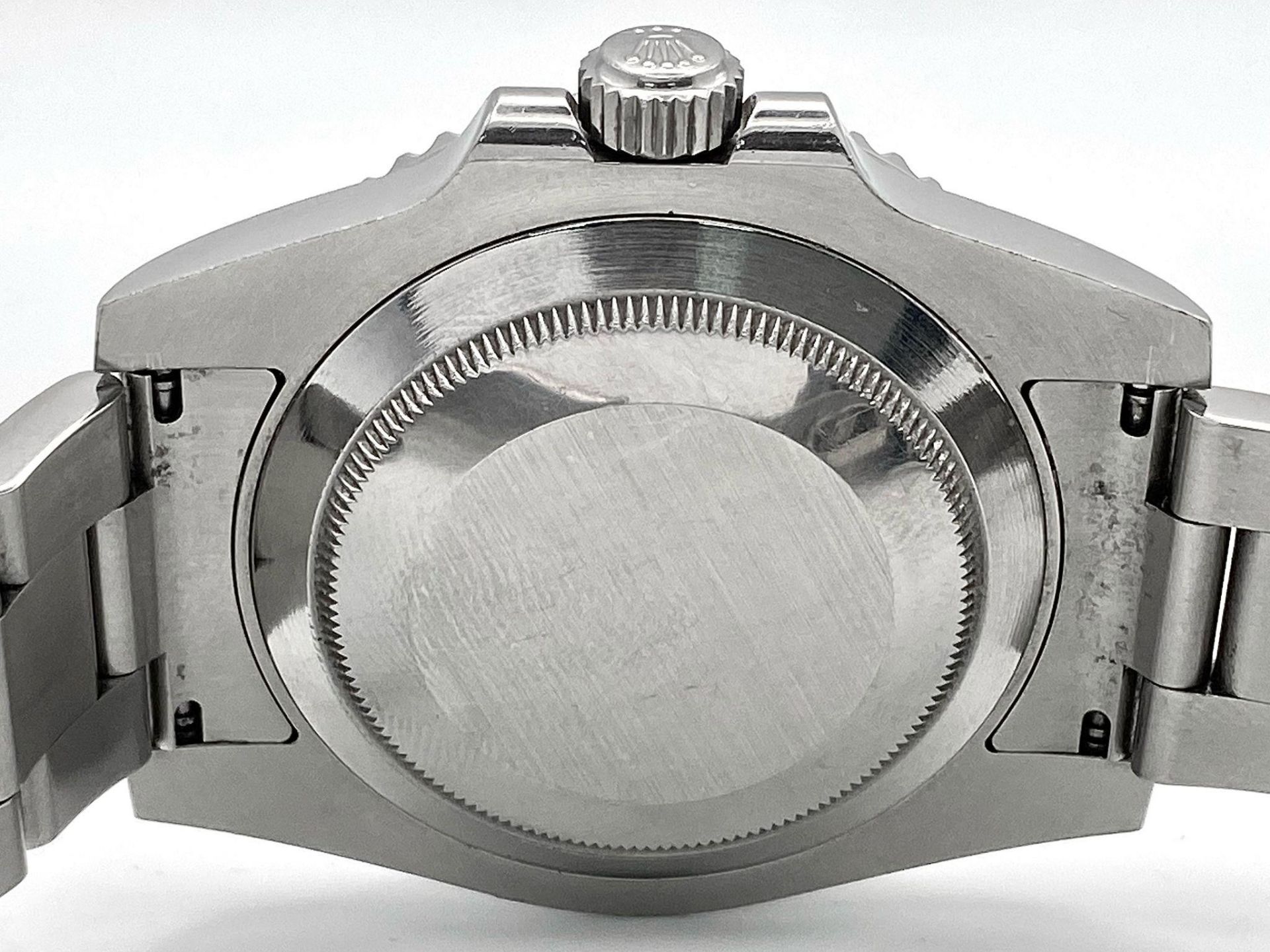 A Rolex Submariner Date Automatic Gents Watch. Stainless steel bracelet and case - 41mm. Black - Bild 7 aus 11