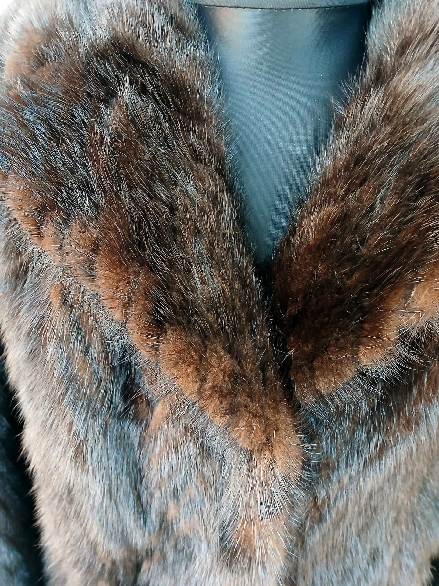 A Vintage Full Length Fur Coat - Possibly Mink/Sable. - Bild 4 aus 7
