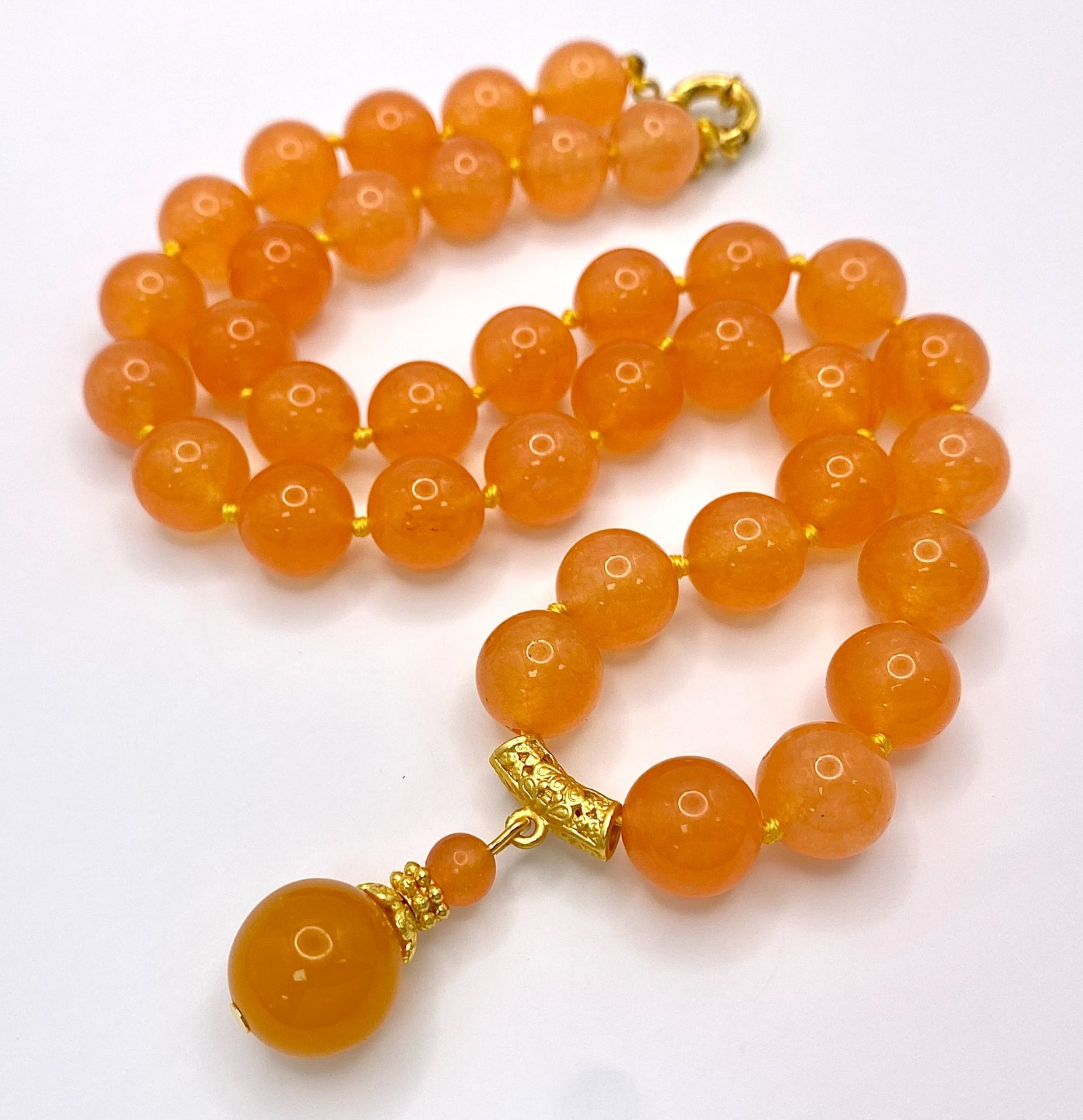 A Summery Orange Jade Beaded Necklace with Drop Pendant. 12mm beads. Gilded accents and clasp. 3. - Image 2 of 3