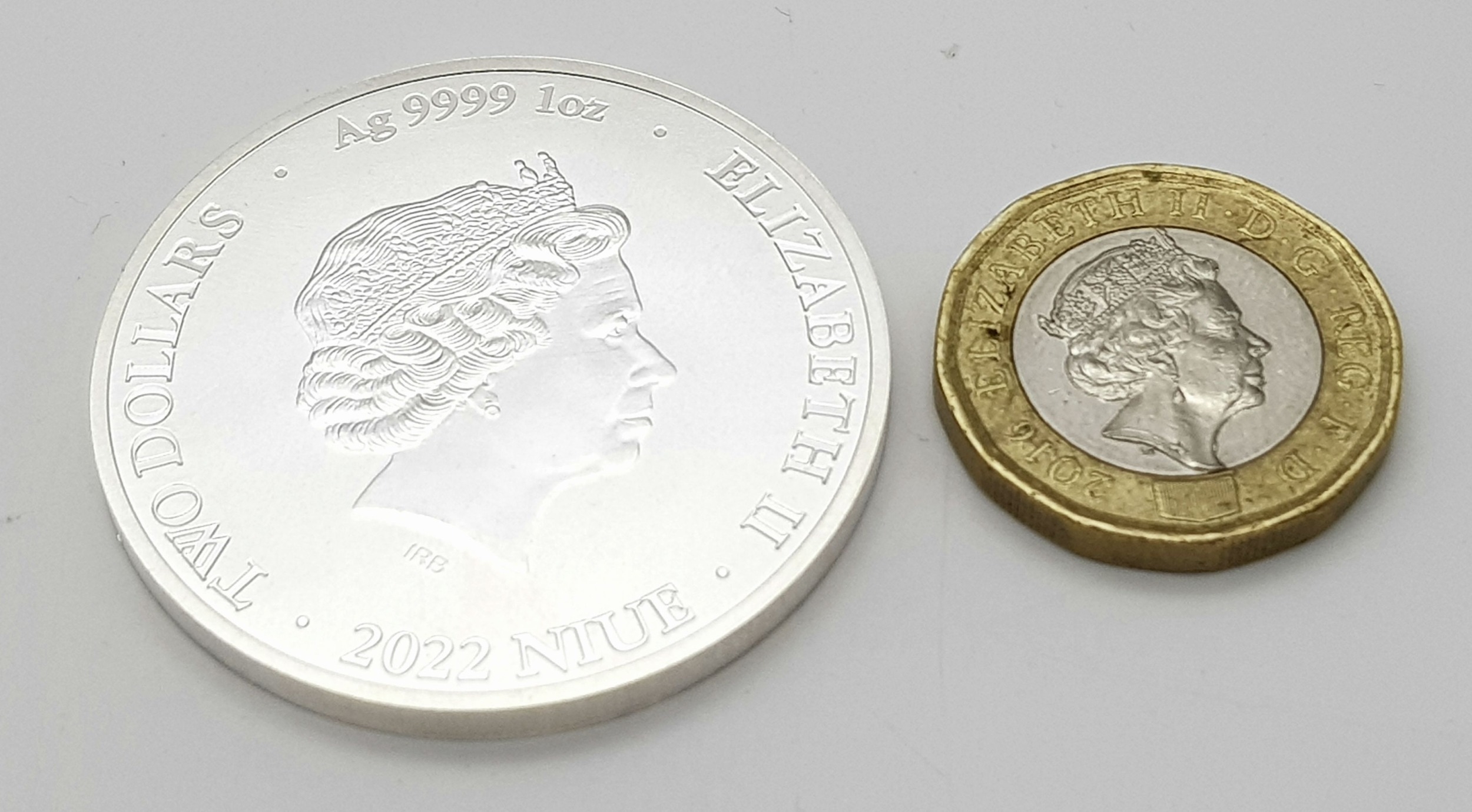 A Mint Condition Fine Silver (.9999) 1 ounce (31.45 Grams) 2022 Queen Elizabeth ‘Bitcoin’. - Image 2 of 4