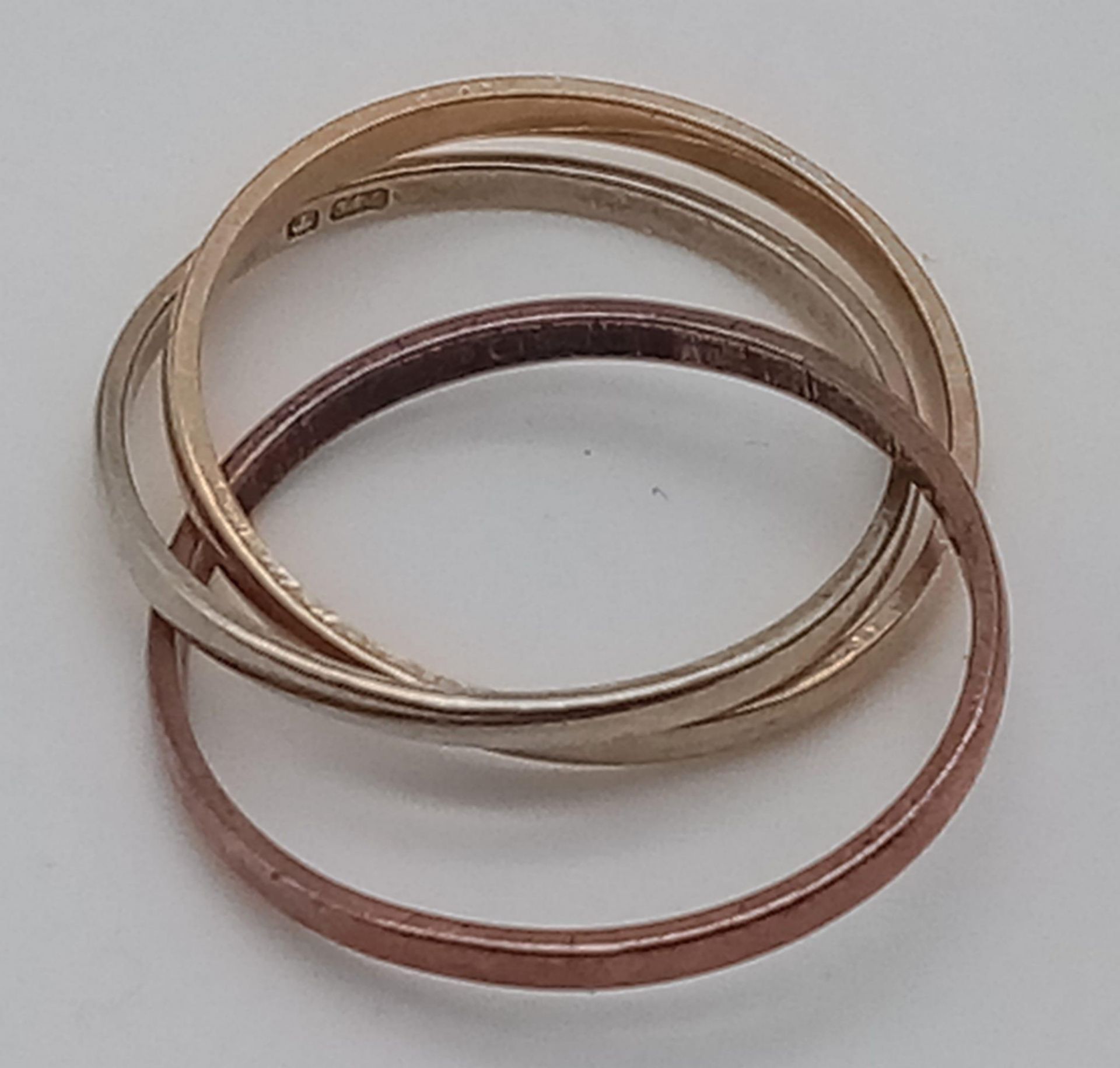 A Vintage 9K Tri-Coloured Gold Russian Wedding Ring. Size N. 2.8g weight. - Bild 3 aus 4