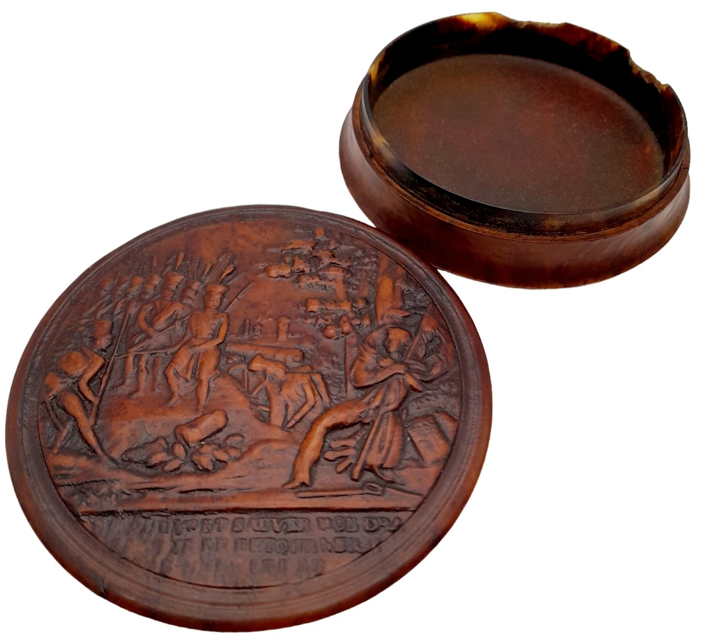 An Antique French Pressed Wooden Snuff Box. Translation: Not being able to save my flag - I will not - Image 2 of 5