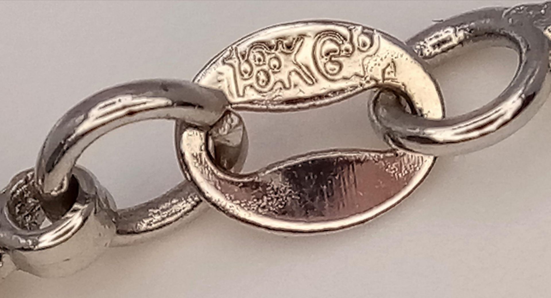 An Excellent Condition, Sterling Silver, 1977 Jubilee Ingot Pendant Necklace. Very Unique Design, - Bild 4 aus 5