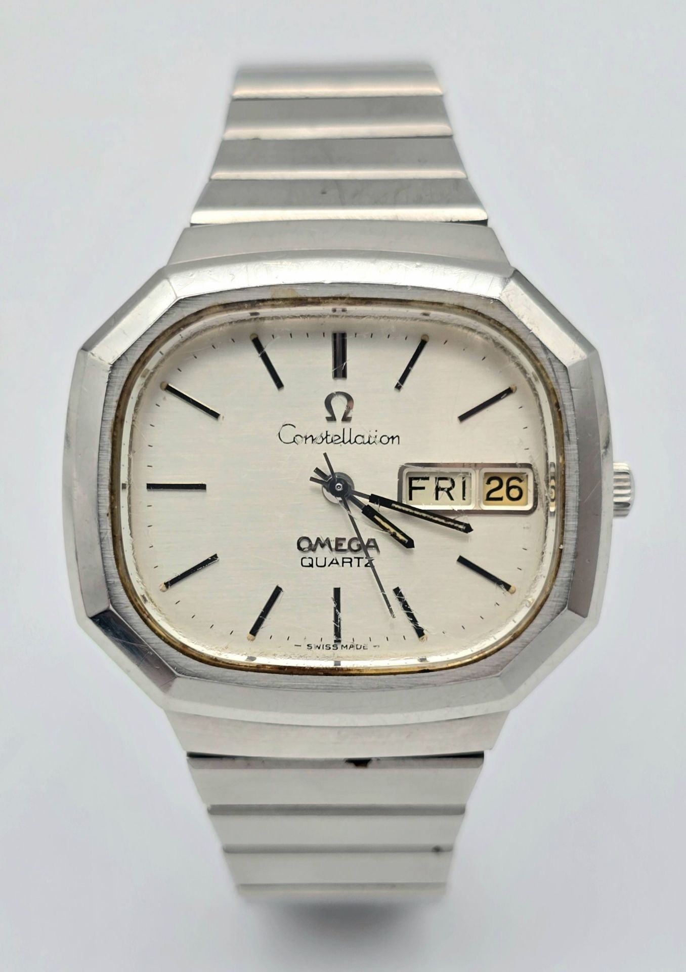 A Vintage (1970s) Omega Constellation Quartz TV Shaped Gents Watch. Stainless steel bracelet and - Image 2 of 8