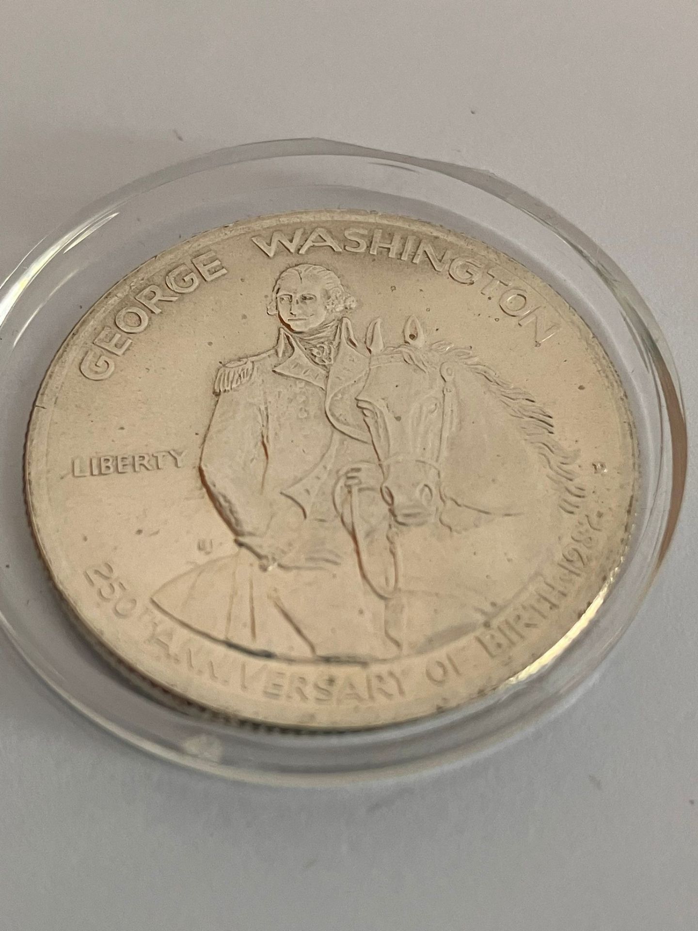 SILVER GEORGE WASHINGTON HALF DOLLAR 1982 .Minted in 1982 to commemorate 250 years since the birth