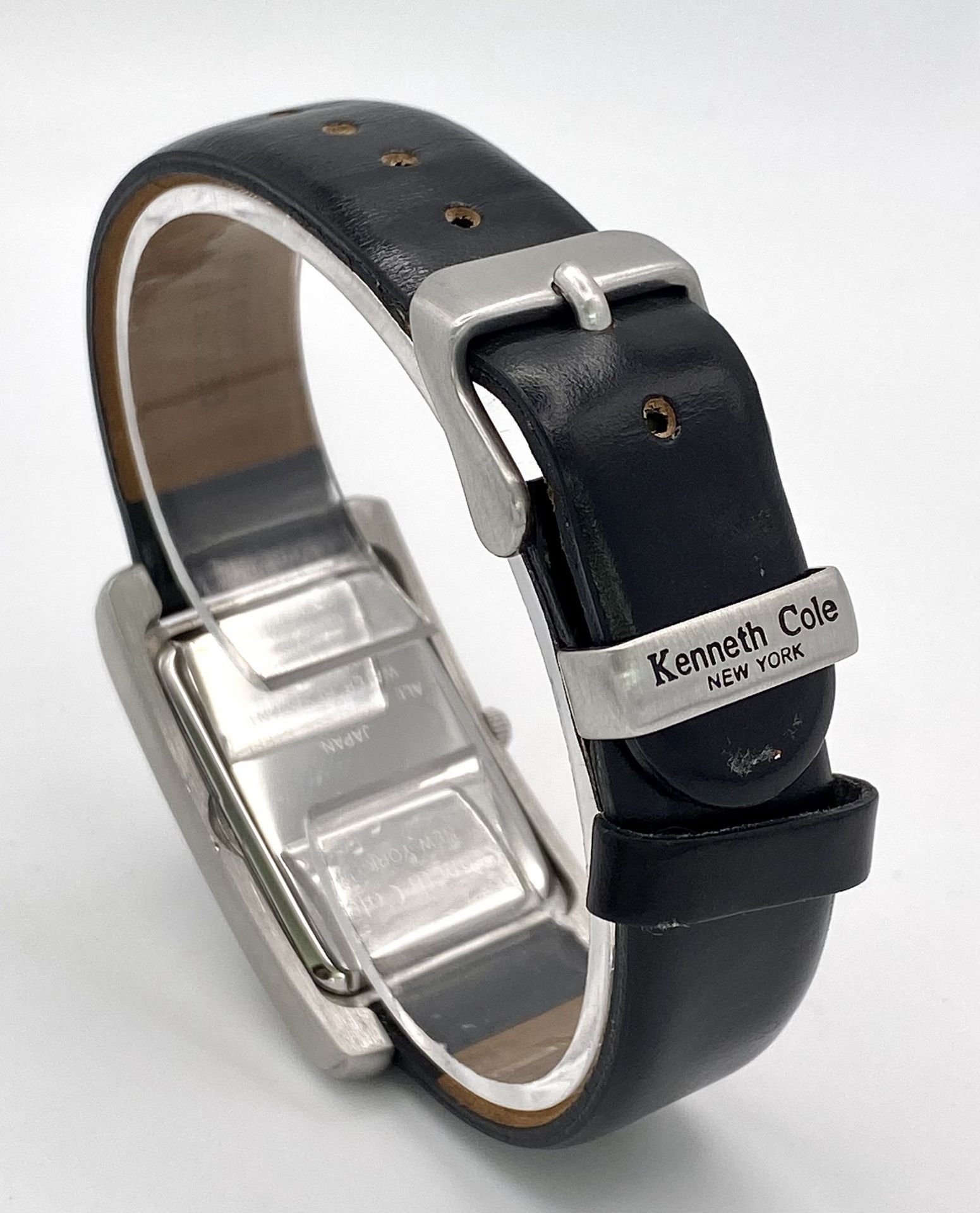 A Kenneth Cole New York Tank Style Quartz Date Watch. 26mm Case. Full Working Order. Comes with - Image 6 of 9