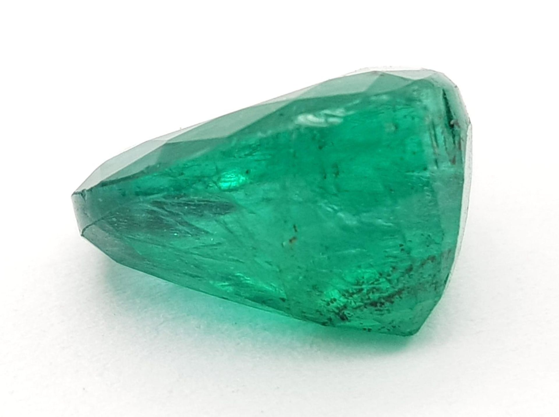 A 4.86ct Zambian Emerald - GTL certified. - Image 3 of 7