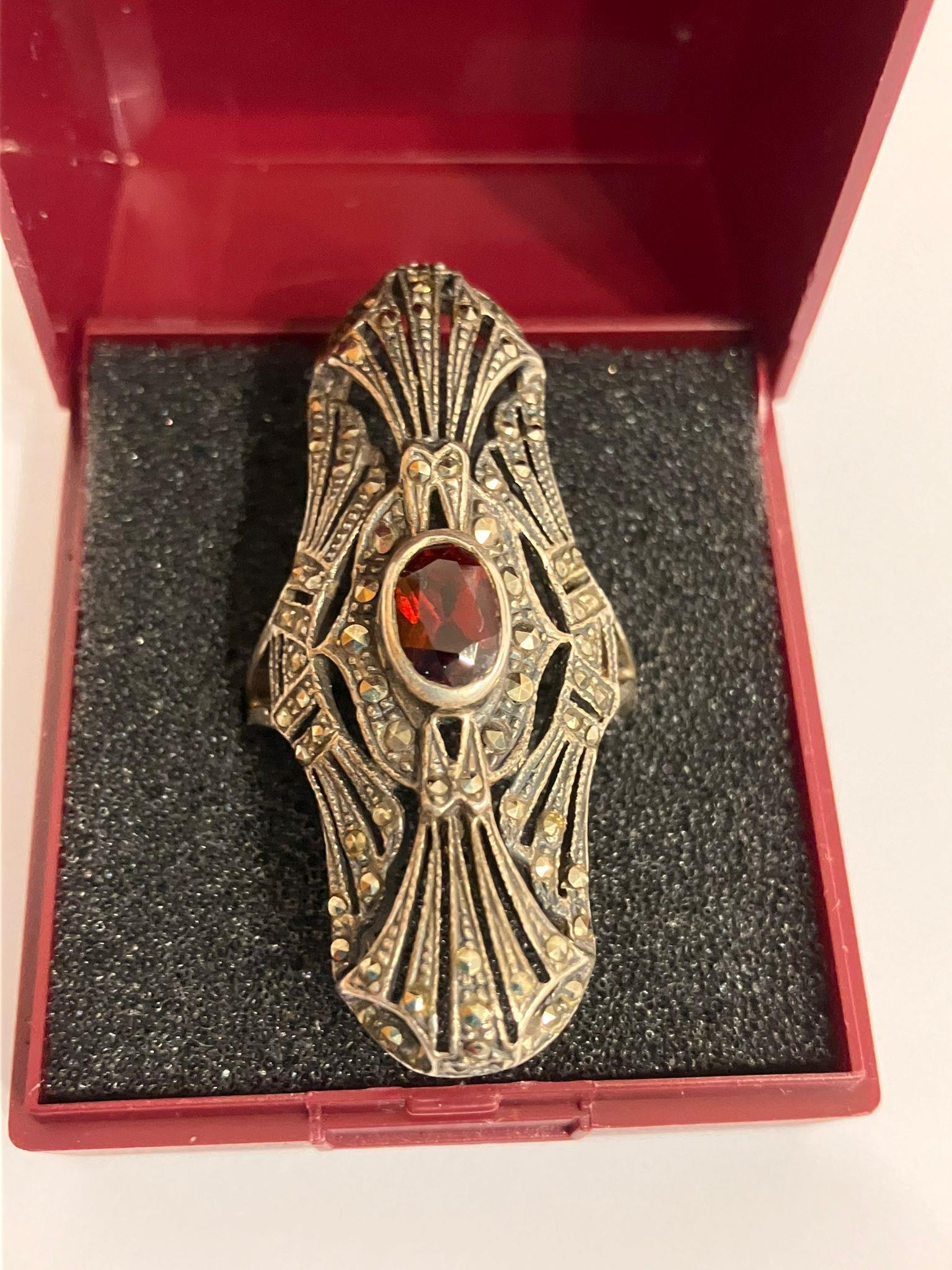 Fabulous vintage SILVER MARCASITE RING in ART DECO STYLE with beautiful Oval Cut GARNET to centre.