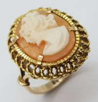 A Vintage 9K Yellow Gold Cameo Ring. Size P. 6.1g total weight.