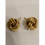 Classic pair of 9 carat YELLOW GOLD KNOT EARRINGS. 1.4 grams.