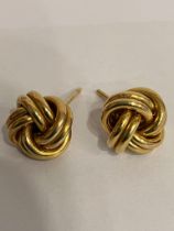 Classic pair of 9 carat YELLOW GOLD KNOT EARRINGS. 1.4 grams.