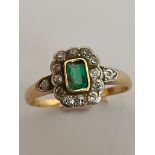 Antique 18 carat yellow GOLD RING set with EMERALD and DIAMONDS. 2.5 grams. Size O 1/2.