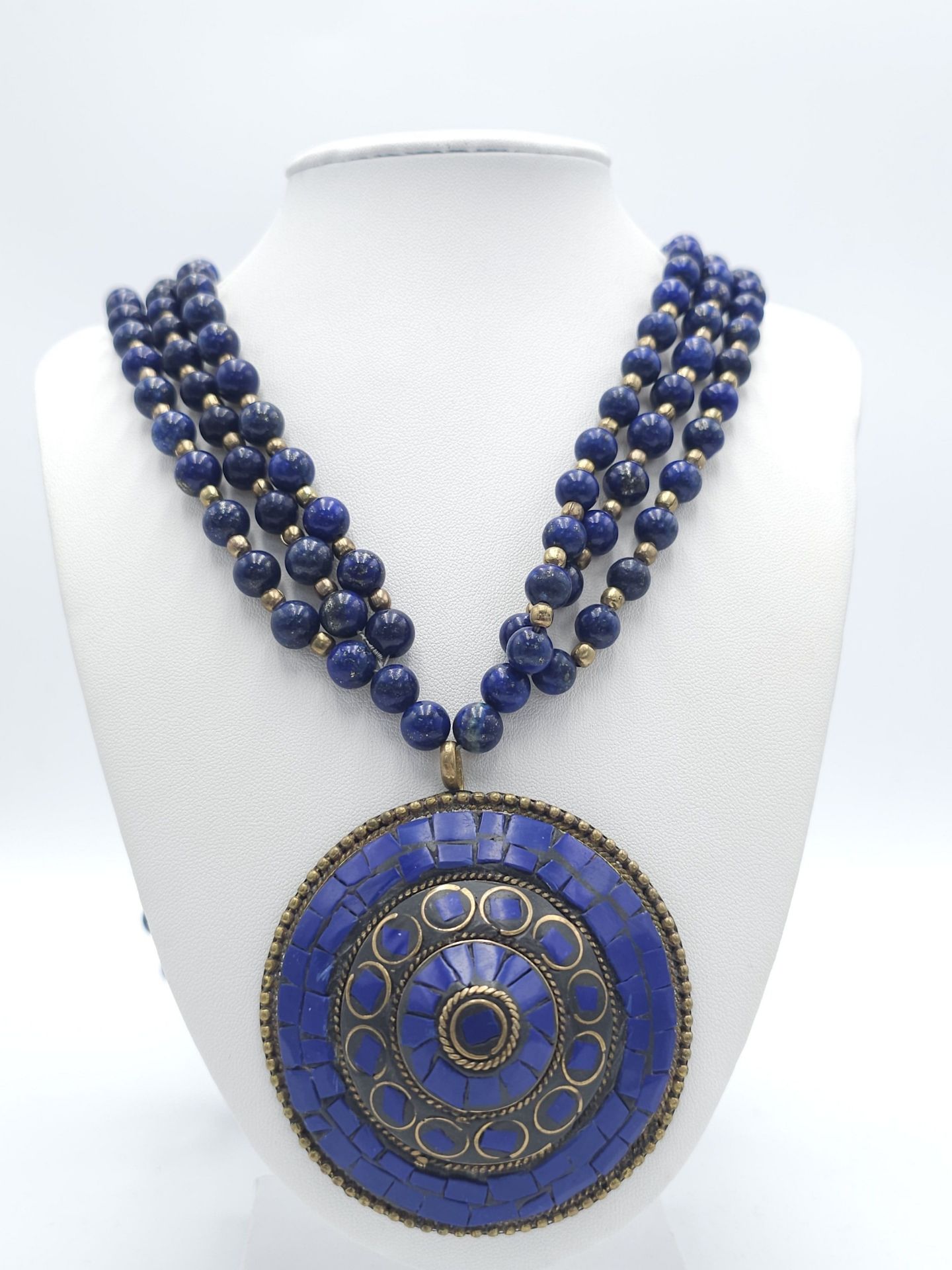 A Vintage Lapis Lazuli three strand necklace with large conical pendant. Also comes with a pair of - Image 2 of 11