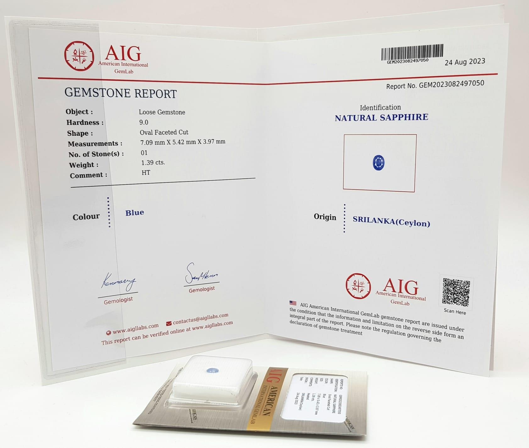 A 1.39ct Sri Lankan Blue Sapphire Gemstone - AIG Certified in a sealed case. - Image 3 of 5