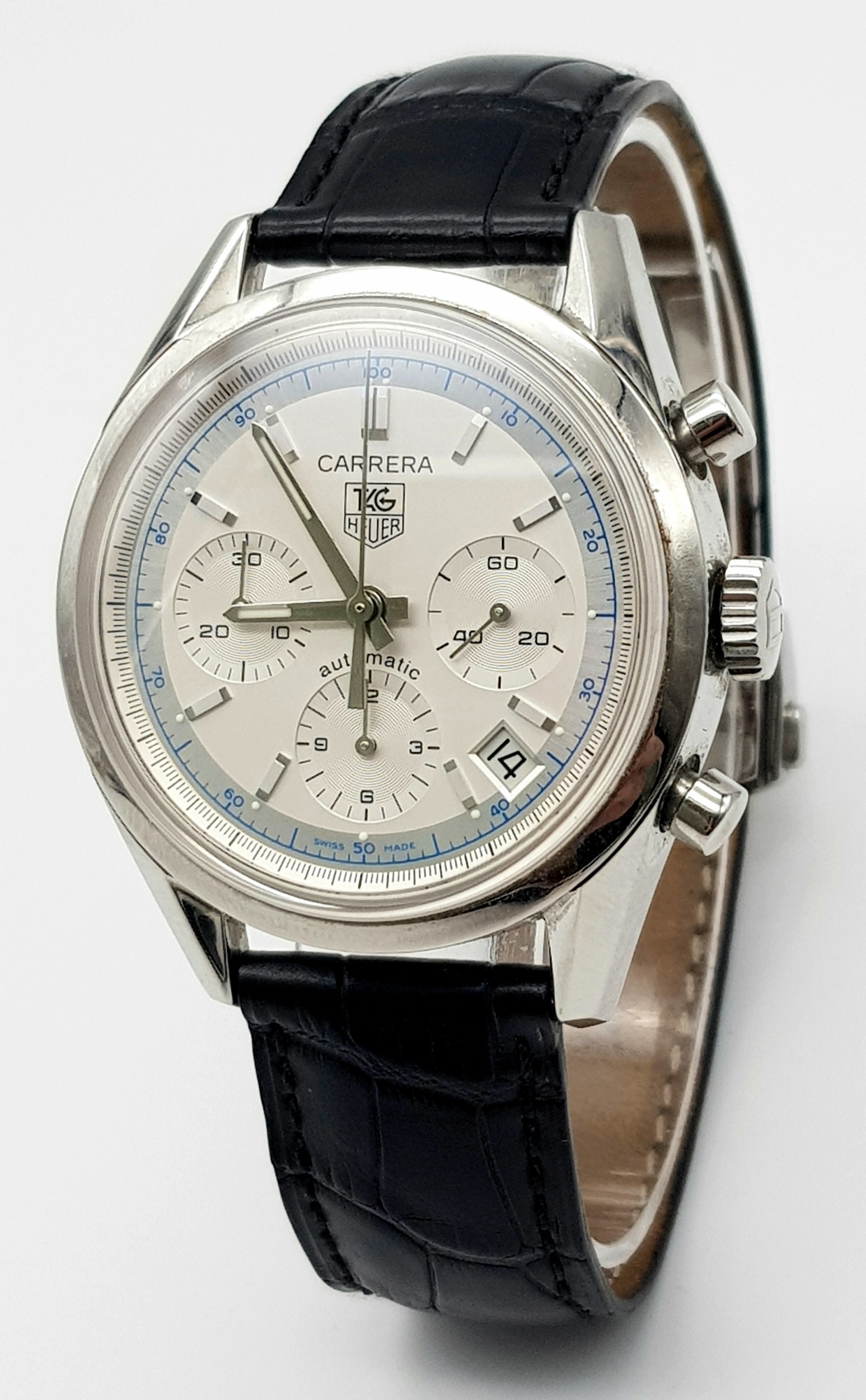 A Tag Heuer Carrera Automatic Chronograph Gents Watch. Black leather Tag strap. Stainless steel case - Image 4 of 10