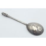 A vintage sterling silver teaspoon with owl on handle. Full London hallmarks, 1983. Total weight