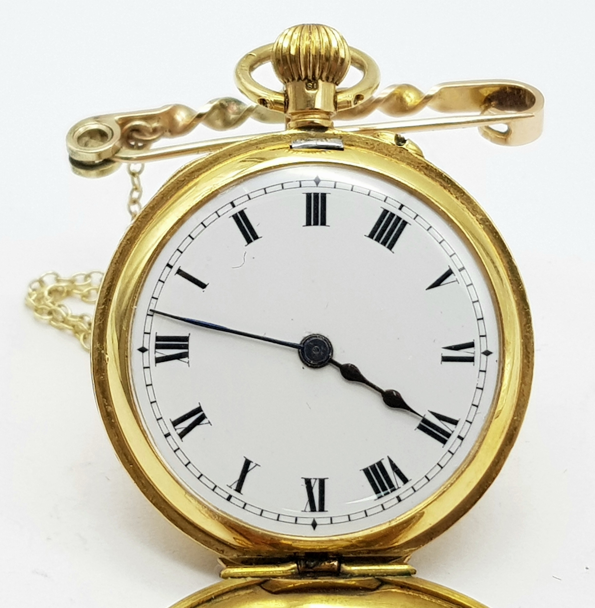 A Vintage 18K Gold Miniature Pocket Watch. A beautifully engraved half-hunter design. Top winder. - Image 2 of 11