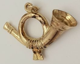 A 9K YELLOW GOLD FRENCH HORN/BUGLE CHARM. 3cm x 2.3cm, 1.3g weight. Ref: SC 8042