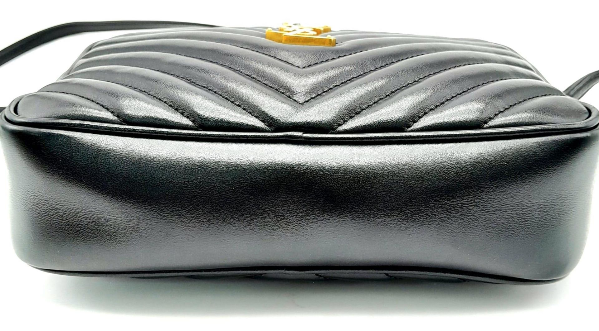 A YSL Saint Laurent Black Lou Matelasse Camera Bag. Leather exterior, gold-tone hardware, adjustable - Image 6 of 11