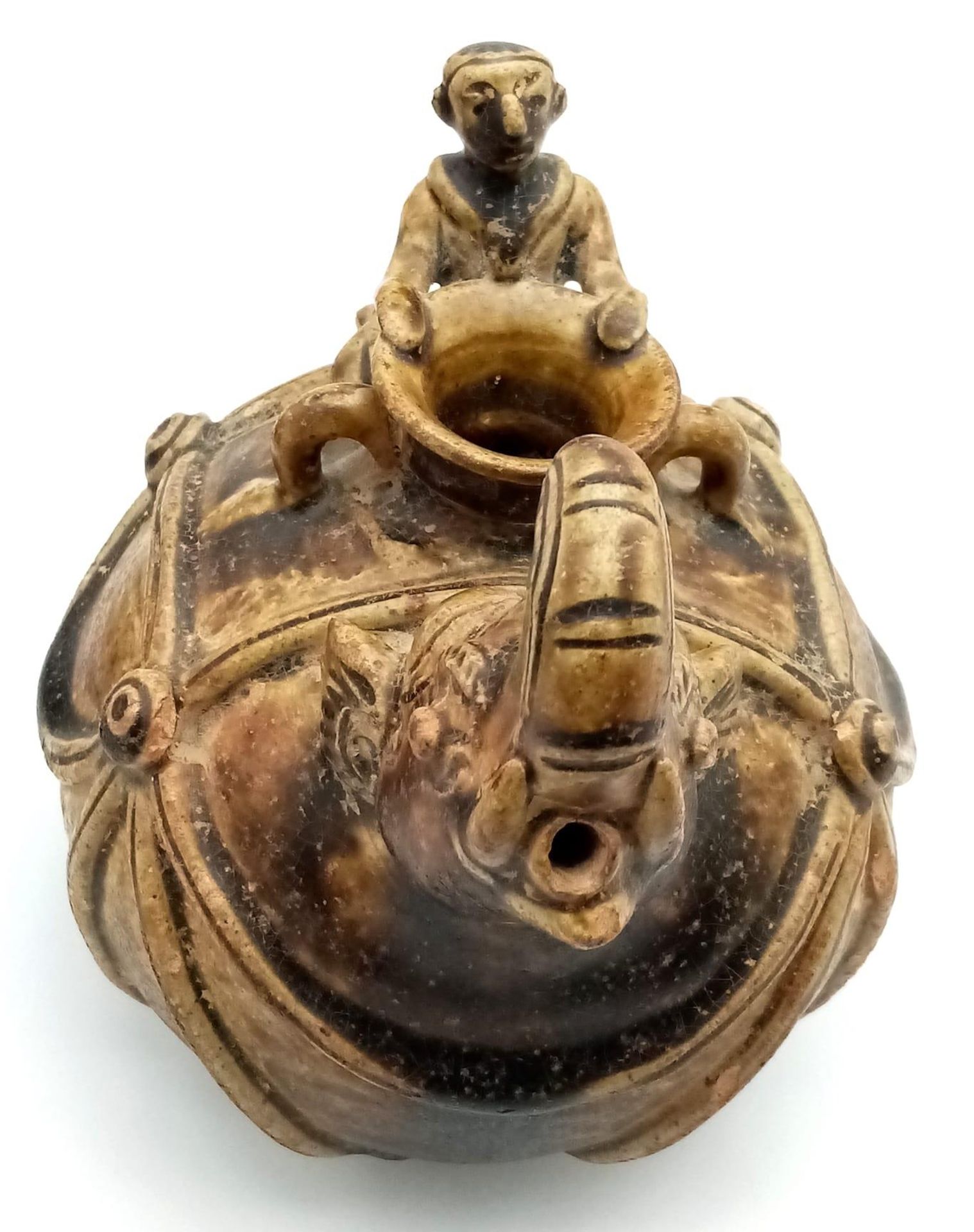 An Unusual and Rare Antique (18th Century) Thai, Brown Glazed Pot - In the form of an Elephant and - Bild 3 aus 5