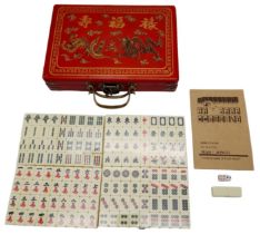 A Mah Jongg Chinese Dice Game in a Small Decorative Travelling Case. In excellent condition.