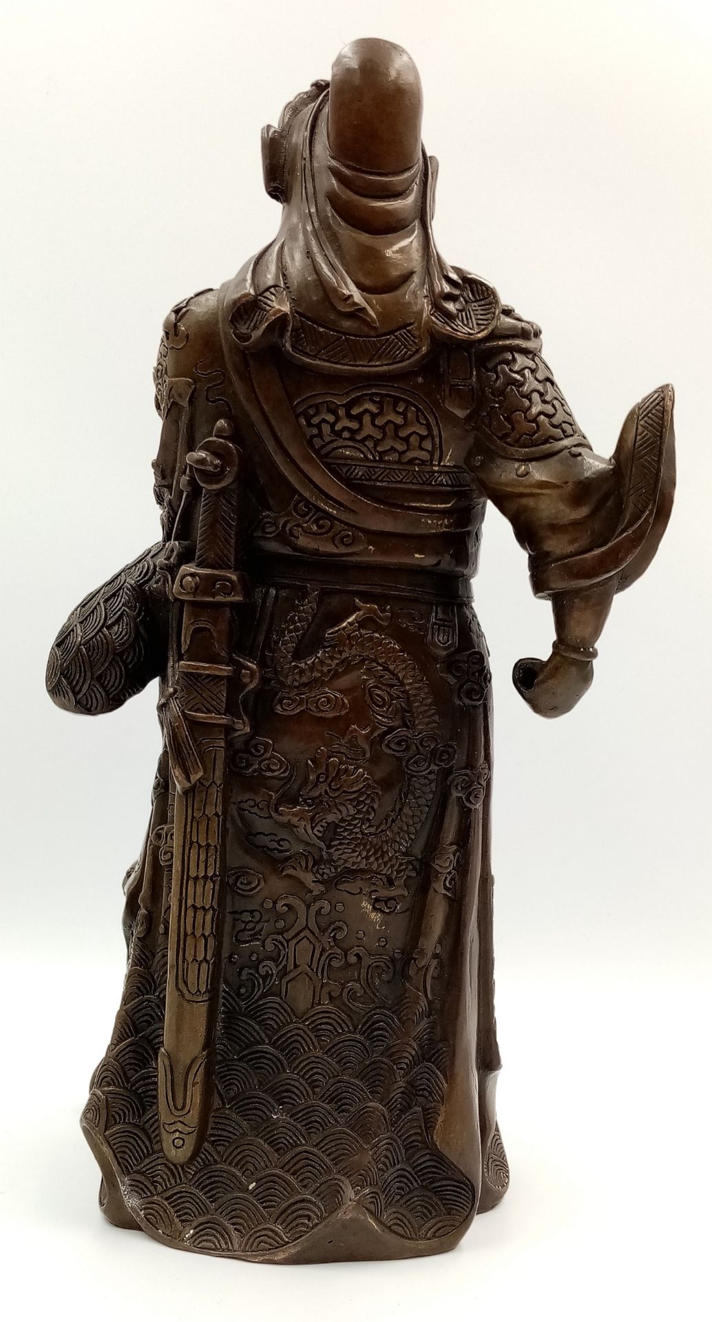 A Chinese Brass God of Wealth/Warrior Statue. 29cm tall. Markings on base. - Bild 2 aus 5