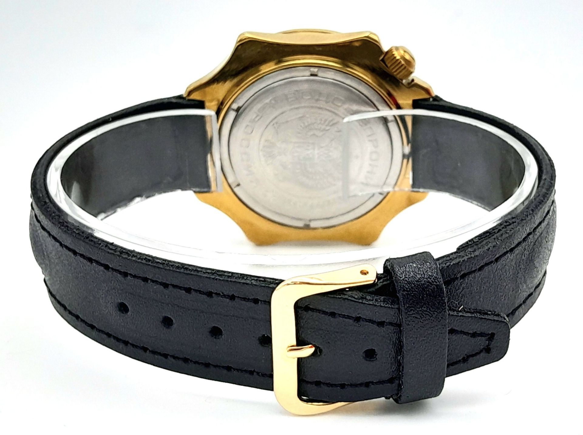 A Vostok Automatic Gents Watch. Black leather strap. Stainless steel gilded case - 40mm. Black - Image 4 of 6