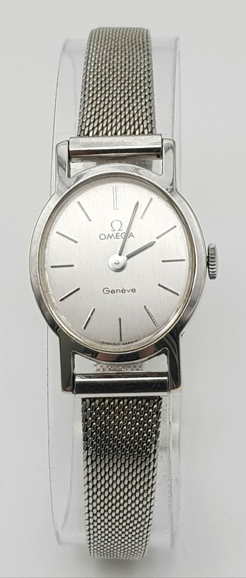 A Classic Omega Geneve Quartz Ladies Watch. Stainless steel bracelet and case - 21mm. Silver tone - Bild 3 aus 7