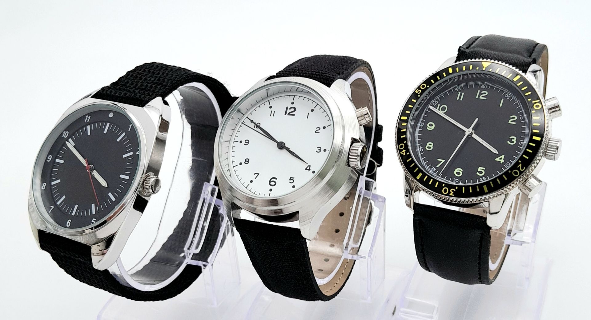 Three Military Designed Watches. Comprising: 1) British Submariners Watch (42mm Case), 2) Swedish - Bild 3 aus 7