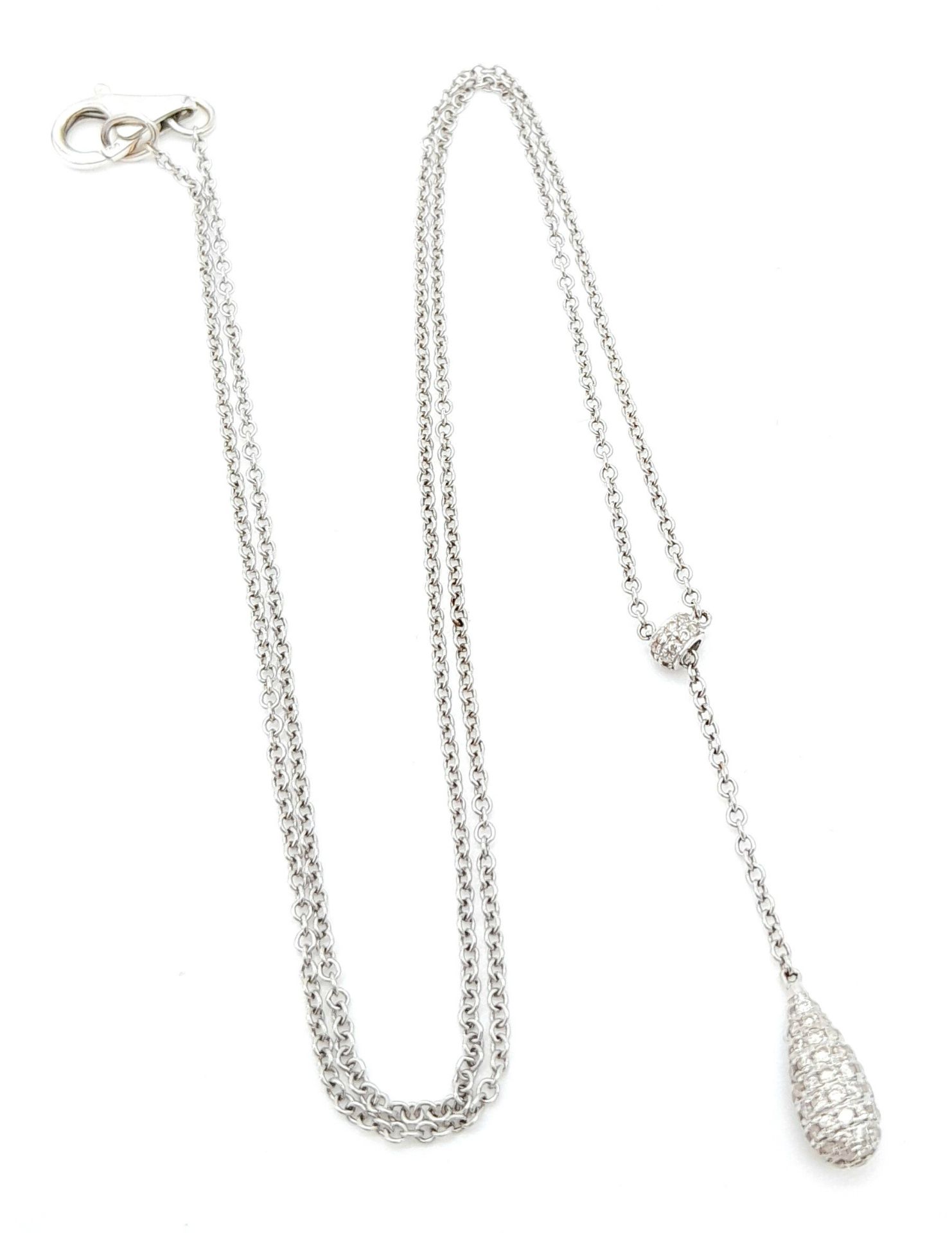 A 18ct White Gold Diamond Pave Drop Necklace, 18” length, 3.1g weight, approx 31mm drop. ref: - Bild 3 aus 5