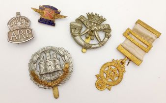 A Parcel of Five Vintage Badges & Medals. Comprising: 1) A WW2 ARP Badge, 2) Early Duke of