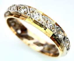 A 9K YELLOW GOLD (TESTED) STONE SET RING. 2G. SIZE L.