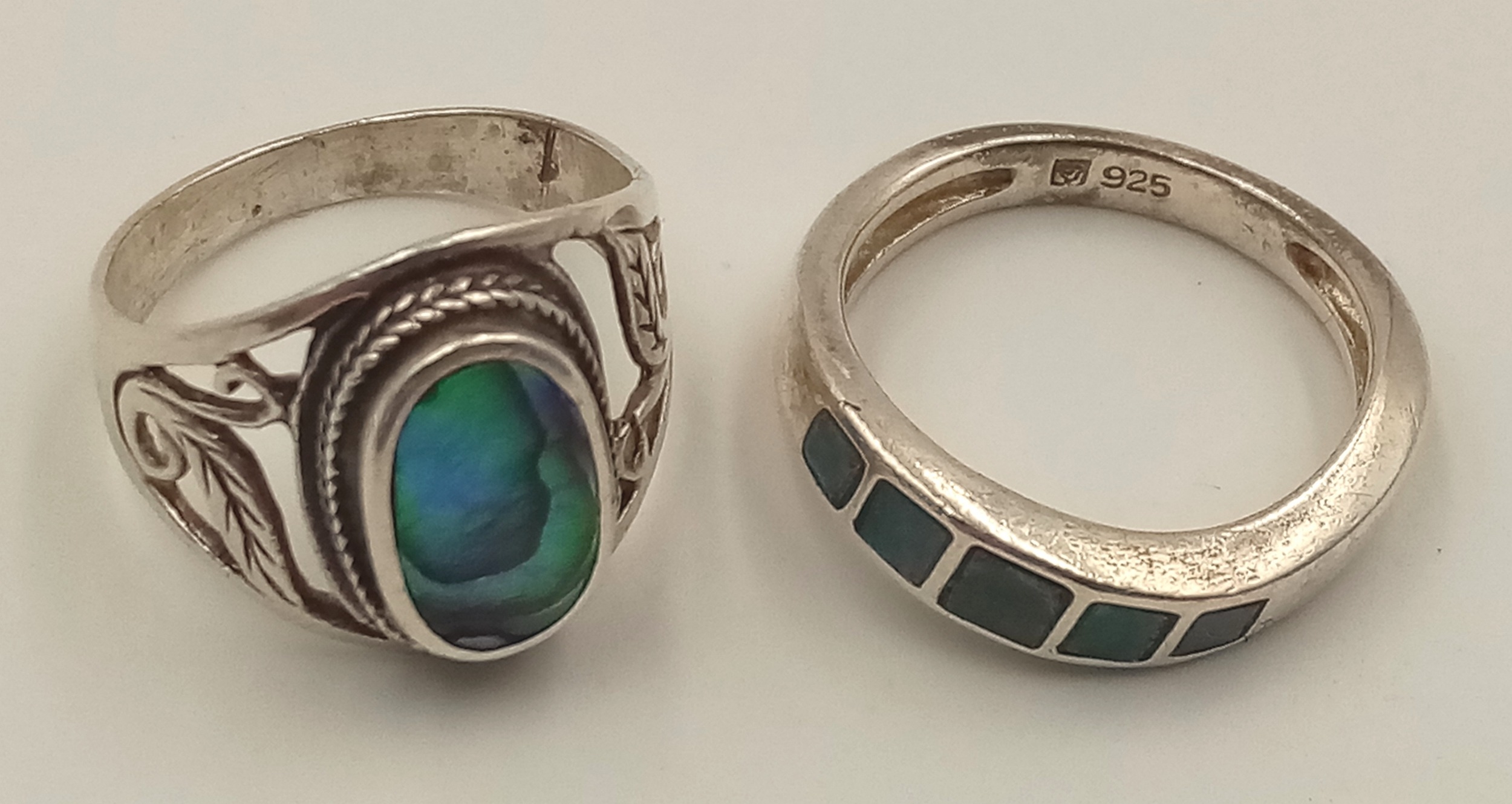 2 X STERLING SILVER MOTHER OF PEARL RINGS. Both size M, 7.2g total weight. Ref: SC 8095 - Image 3 of 4