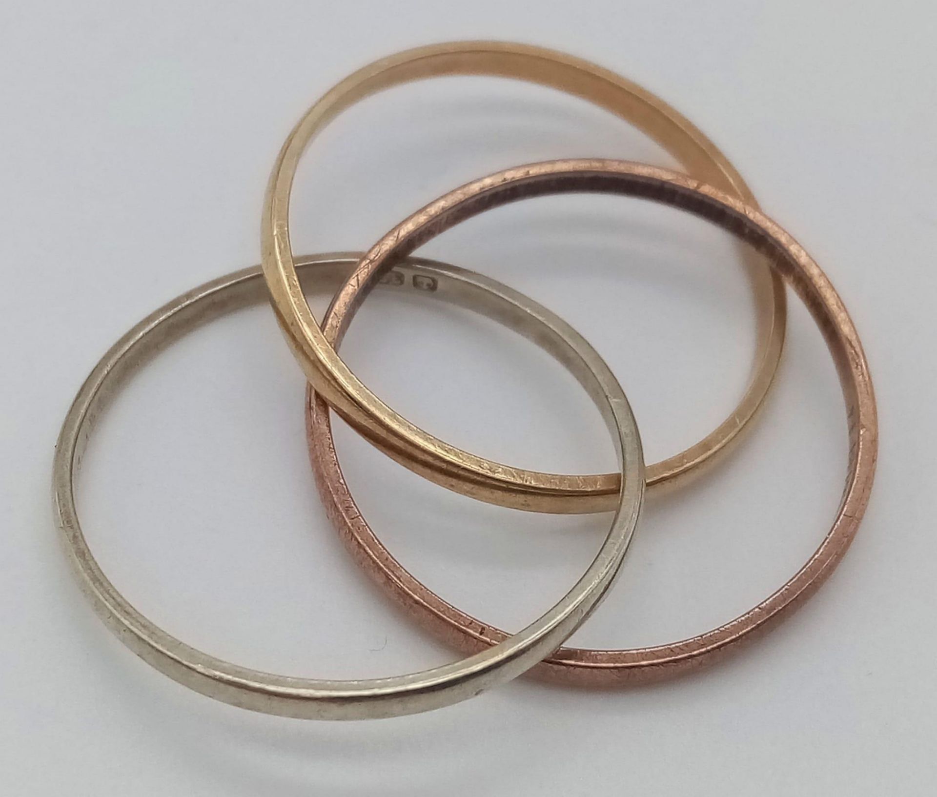 A Vintage 9K Tri-Coloured Gold Russian Wedding Ring. Size N. 2.8g weight. - Bild 2 aus 4