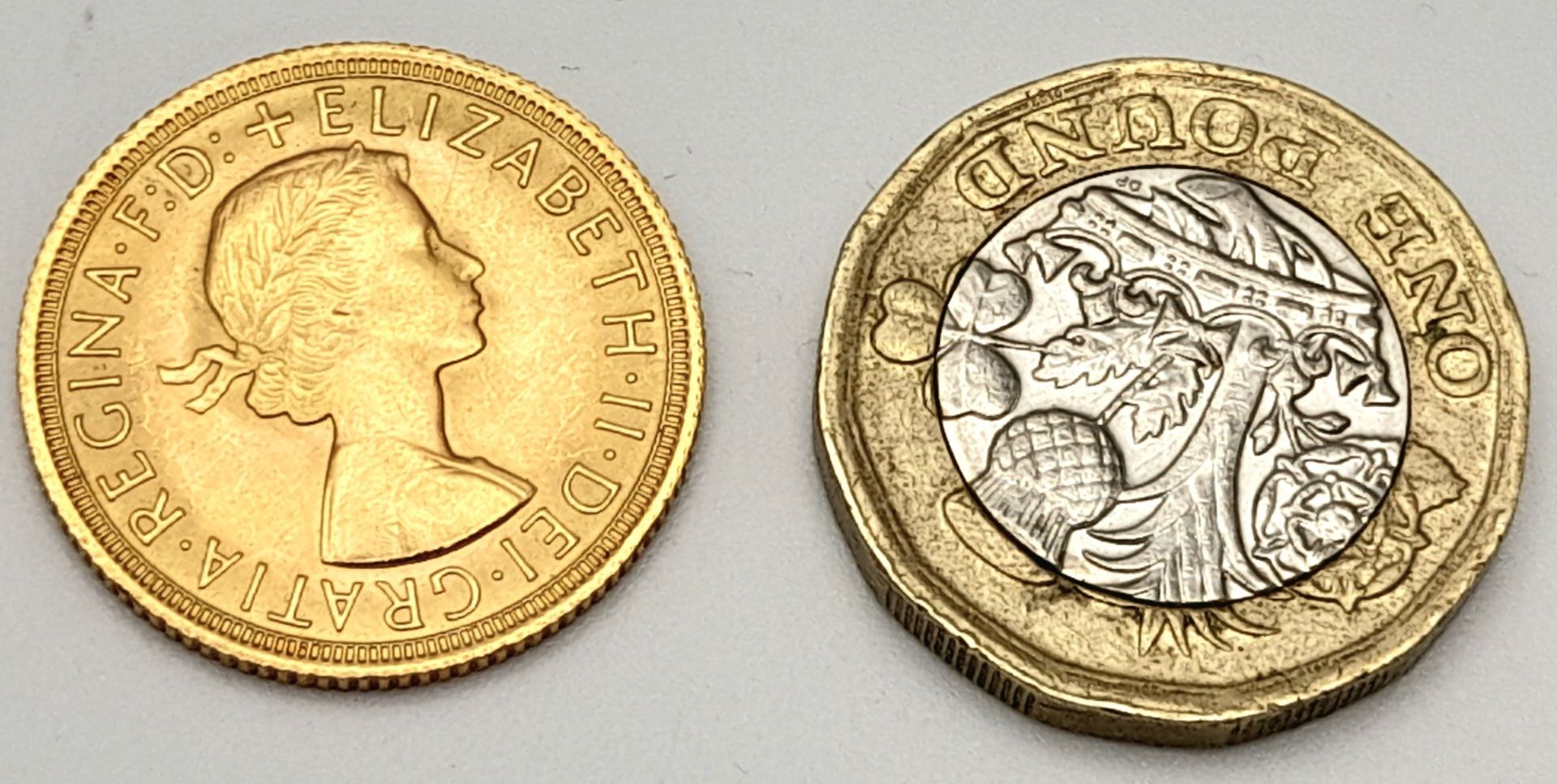 A full sovereign Queen Elizabeth II, 1967, full weight (8 g) - Image 2 of 2