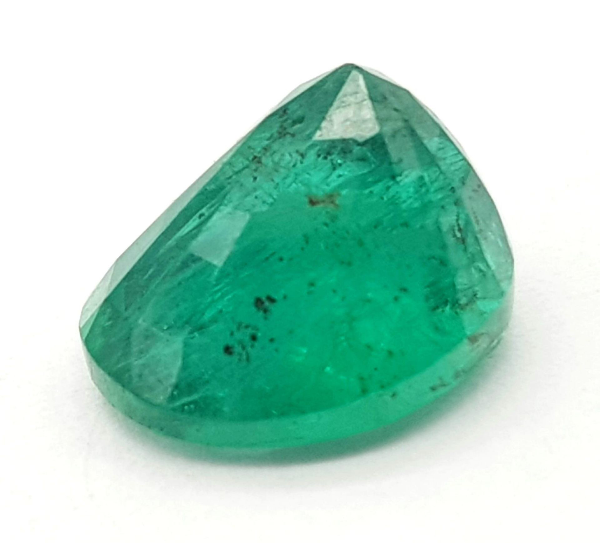 A 4.86ct Zambian Emerald - GTL certified. - Image 4 of 7