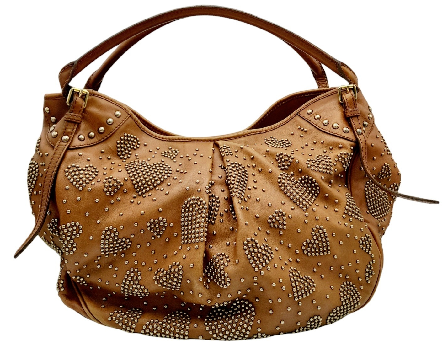 A Burberry Tan Studded Heart Hobo Bag. Leather exterior with stud embellishments, golden-toned - Image 5 of 8